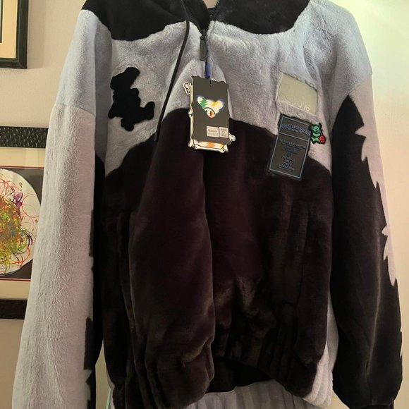 Beaster Grateful Dead Ghost Face Plush Coat - Picture 2 of 4